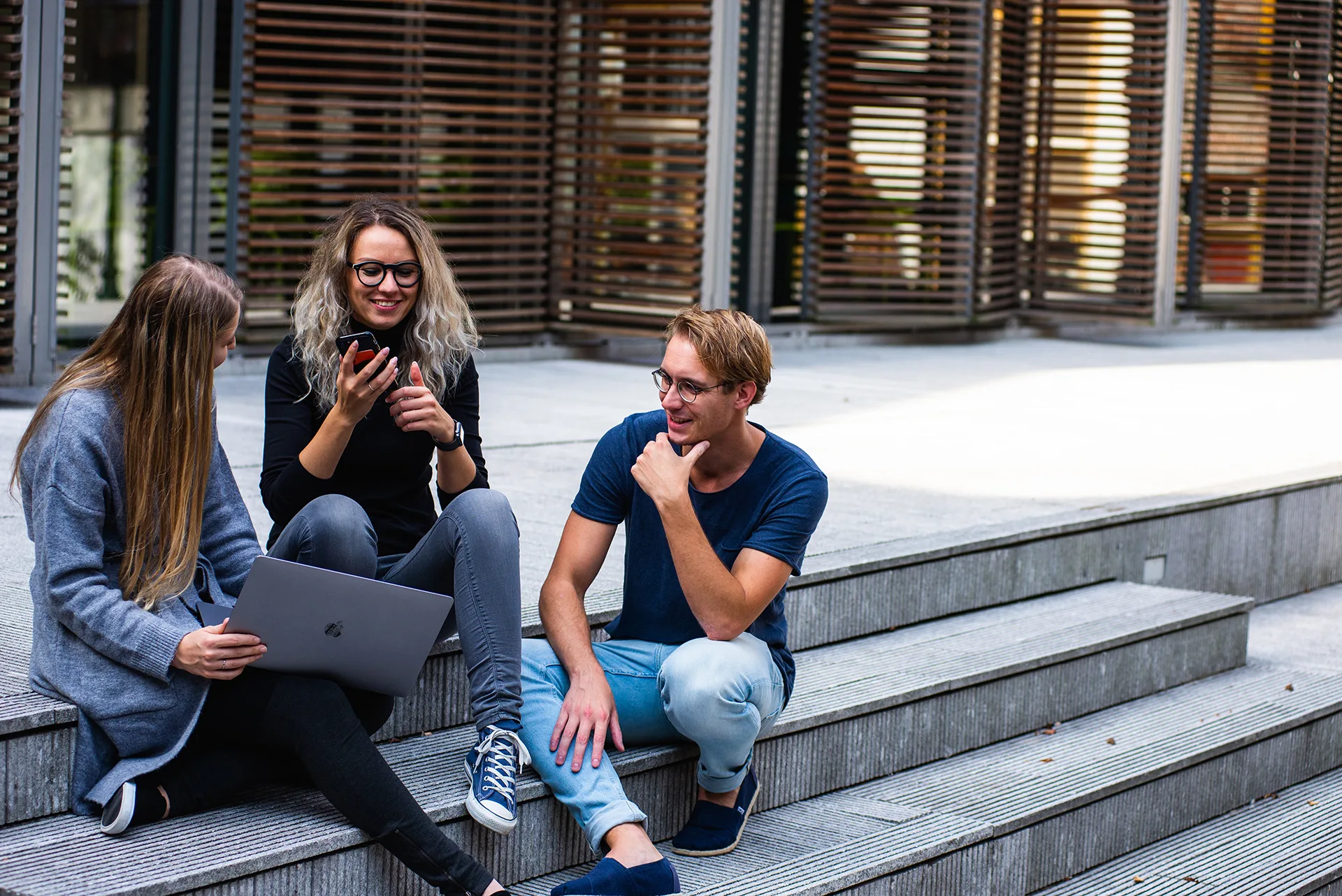 Moderne Ausbildung für junge Menschen