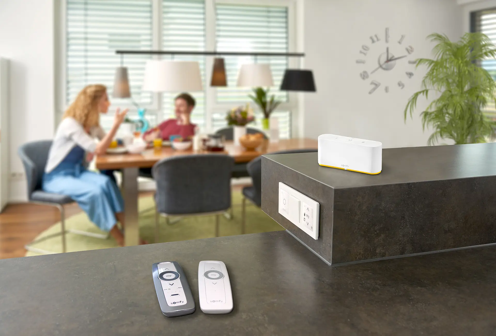 Sender SmartHome - Ta Homa Switch Sender Esszimmer (Foto: Somfy)